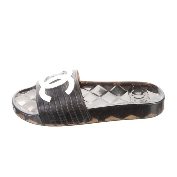 CHANEL BLACK RUBBER JELLY slide - Picture 9 of 14